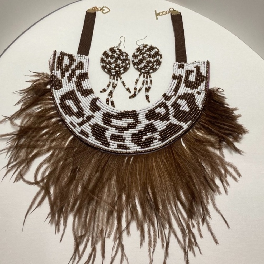 “Wild life” necklace (cheetah) - Picture 9 of 9
